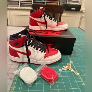 Heritage Jordan 1 Retro High OG GS White University Red-Black Sneakers